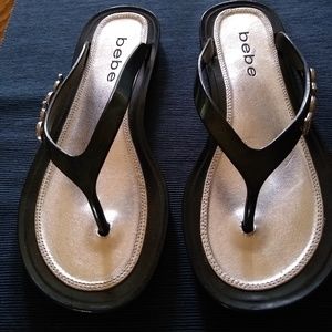 Bebe flip flops